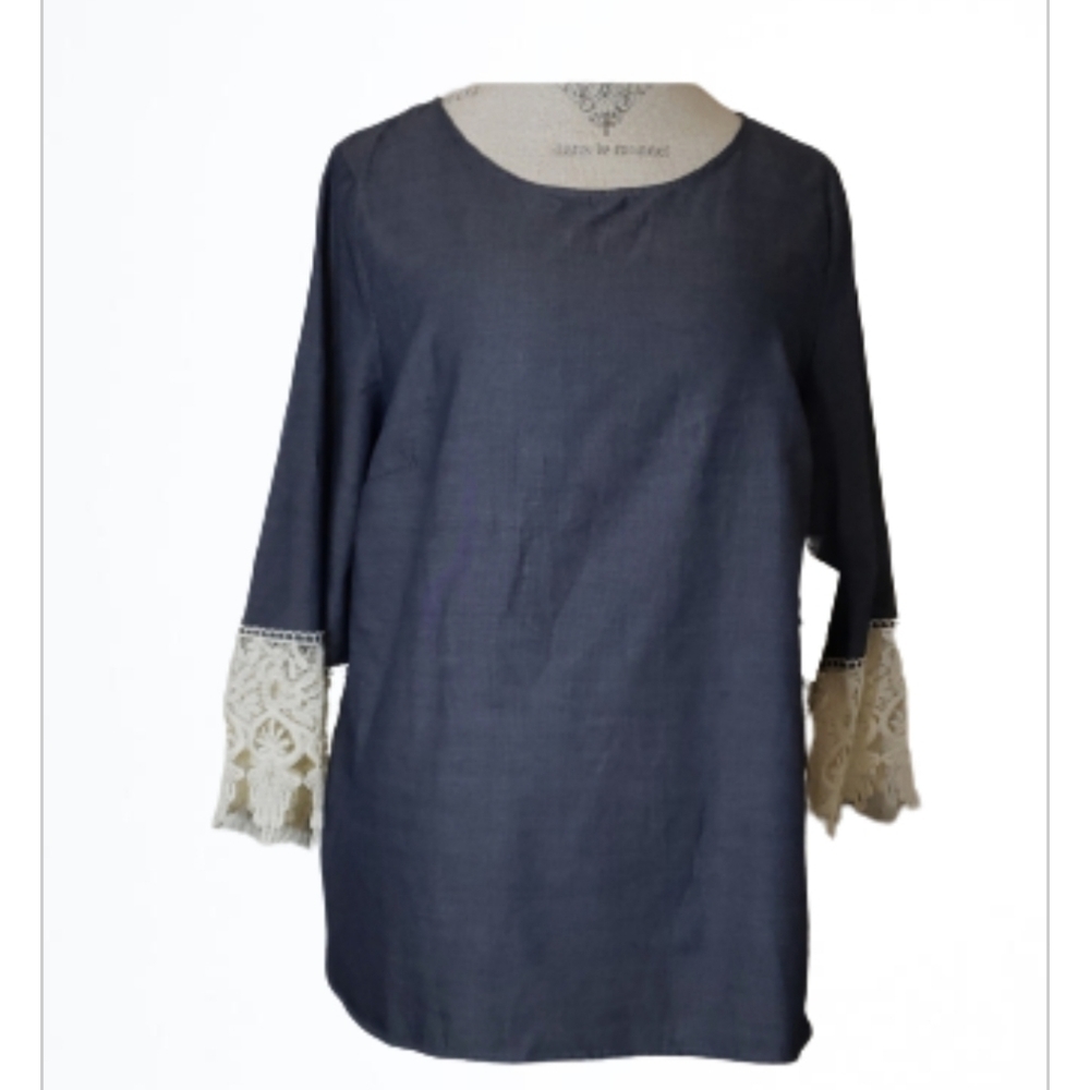 Kensie Chambray & Lace High Low Tunic Size L NEW